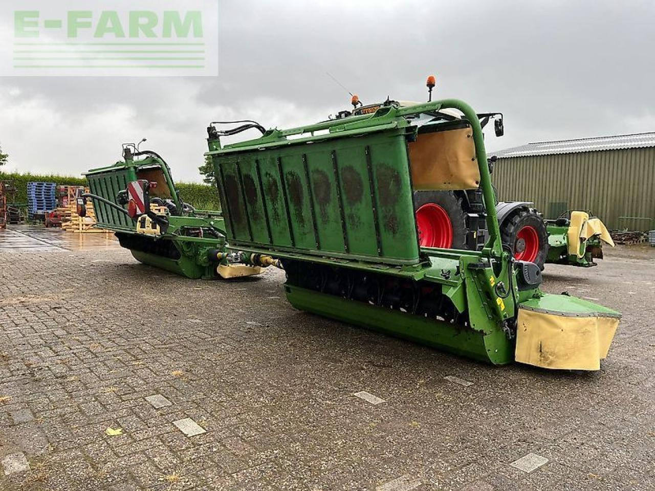 Krone ec b 870 cv collect + krone ec f 320 cv - Žací stroj: obrázek 3 Krone ec b 870 cv collect + krone ec f 320 cv - Žací stroj: obrázek 3