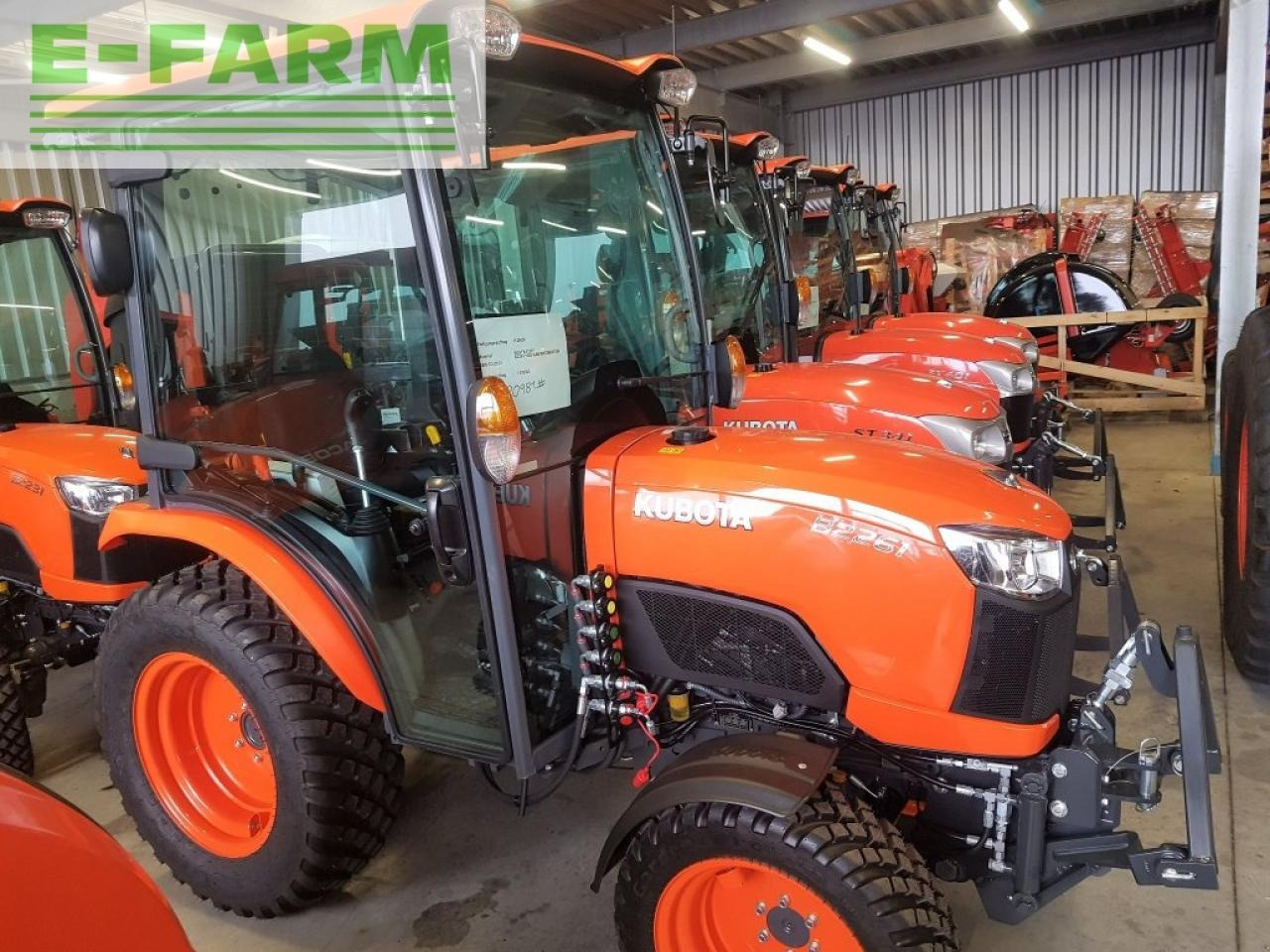 Kubota b2261 - Traktor: obrázek 2 Kubota b2261 - Traktor: obrázek 2