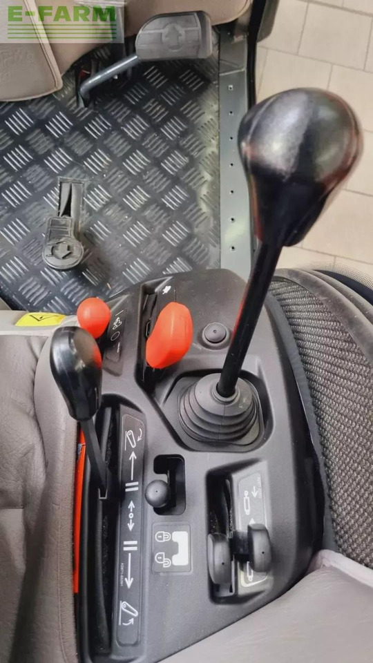 Kubota bx231 cab - Traktor: obrázek 5 Kubota bx231 cab - Traktor: obrázek 5