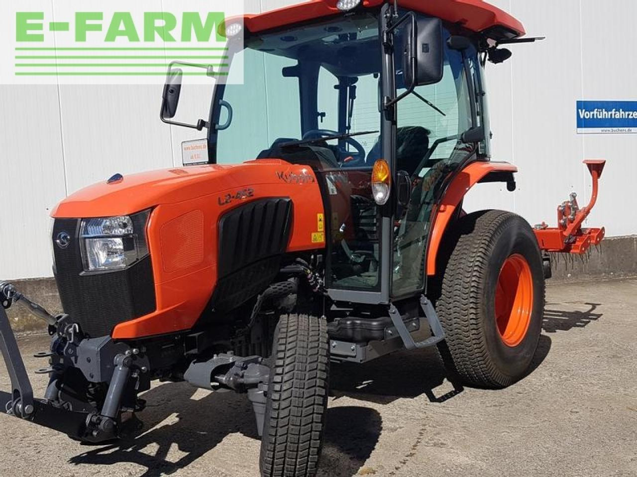 Kubota l2-452 dc - Traktor: obrázek 2 Kubota l2-452 dc - Traktor: obrázek 2