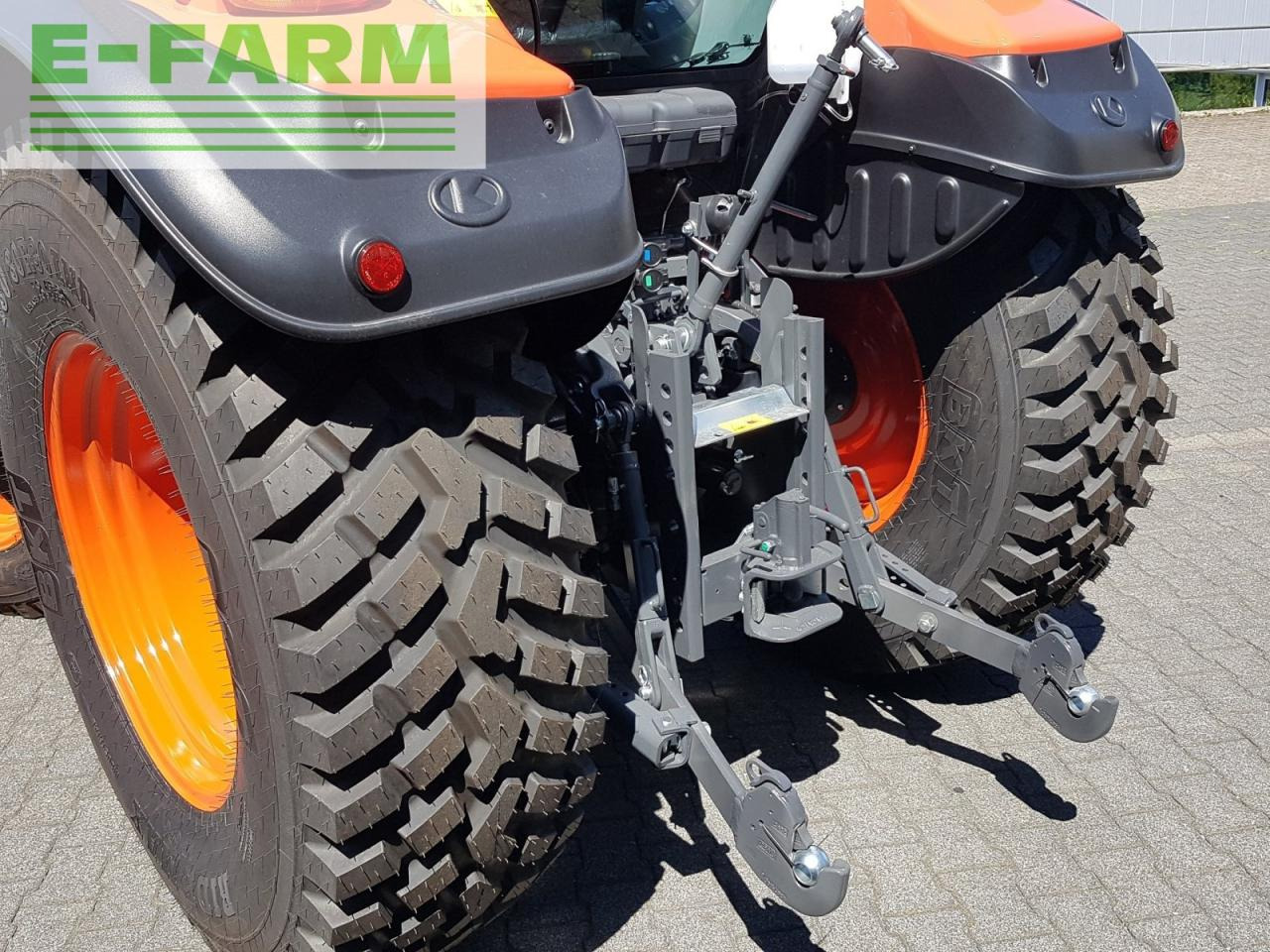 Traktor Kubota m4073 cab: obrázek 9