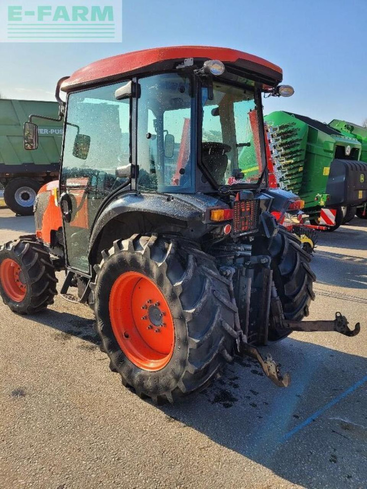 Kubota narrow m7040 - Traktor: obrázek 3 Kubota narrow m7040 - Traktor: obrázek 3
