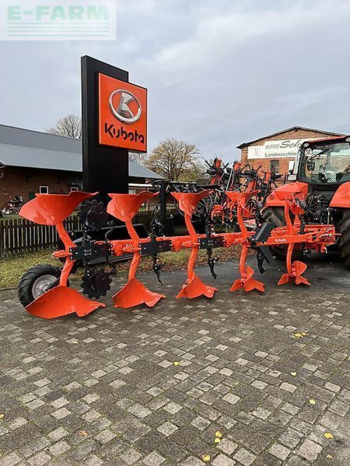 Kubota rm4005 v - Pluh: obrázek 2 Kubota rm4005 v - Pluh: obrázek 2