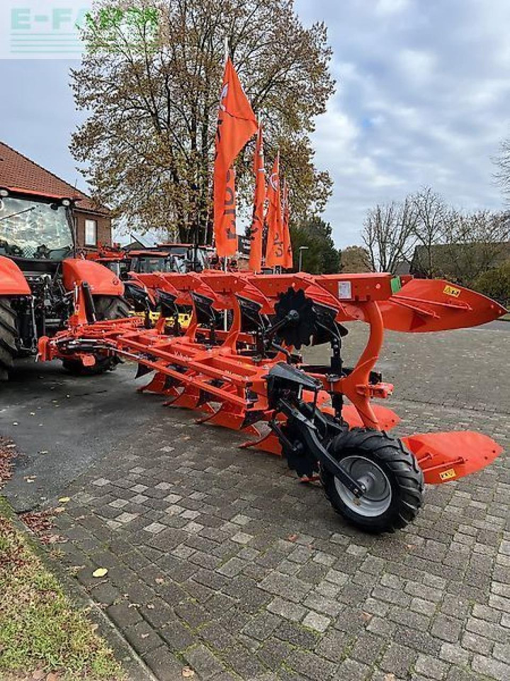 Kubota rm4005 v - Pluh: obrázek 3 Kubota rm4005 v - Pluh: obrázek 3