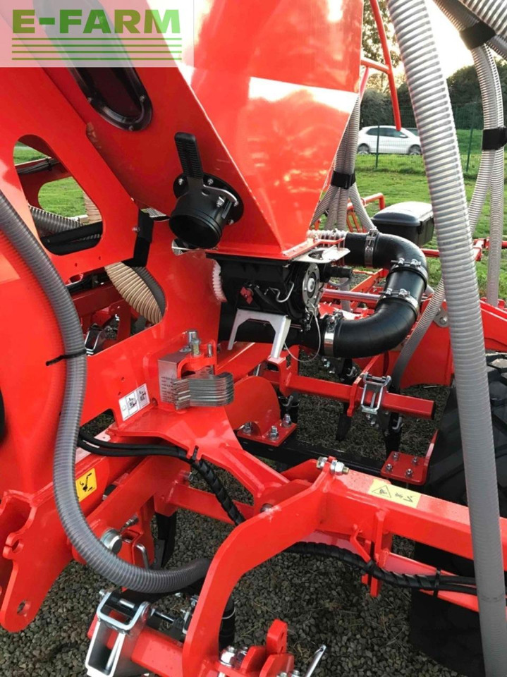 Kubota semoir à grains td1601f kubota - Přesný secí stroj: obrázek 4 Kubota semoir à grains td1601f kubota - Přesný secí stroj: obrázek 4