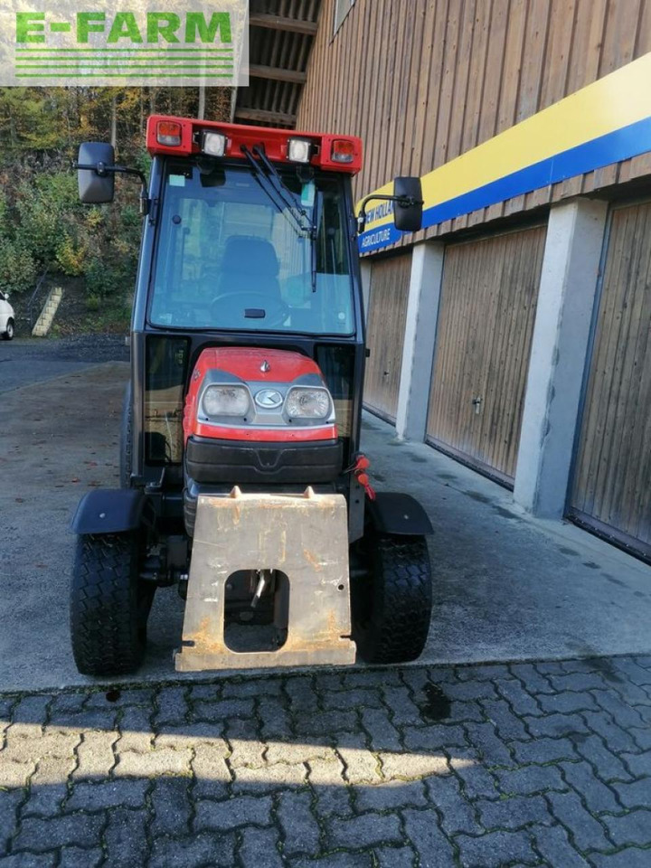 Kubota stv 32 - Traktor: obrázek 4 Kubota stv 32 - Traktor: obrázek 4