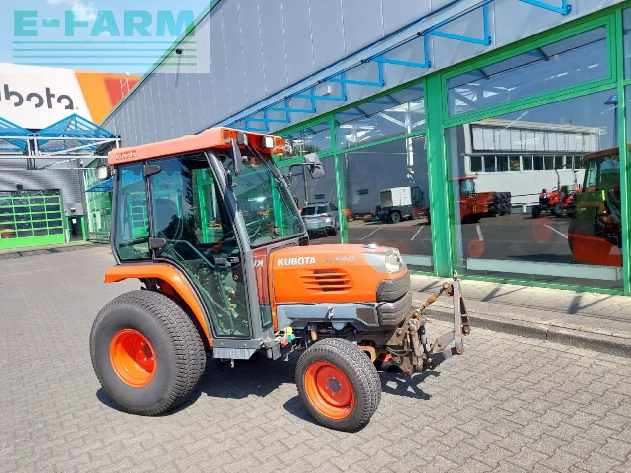 Kubota stv40 - Traktor: obrázek 3 Kubota stv40 - Traktor: obrázek 3