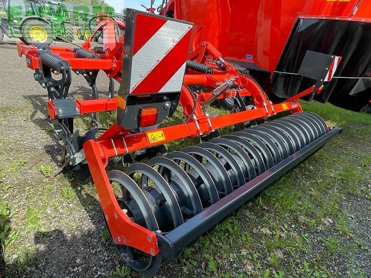 Kuhn cultimer 300 ns - Kultivátor: obrázek 3 Kuhn cultimer 300 ns - Kultivátor: obrázek 3