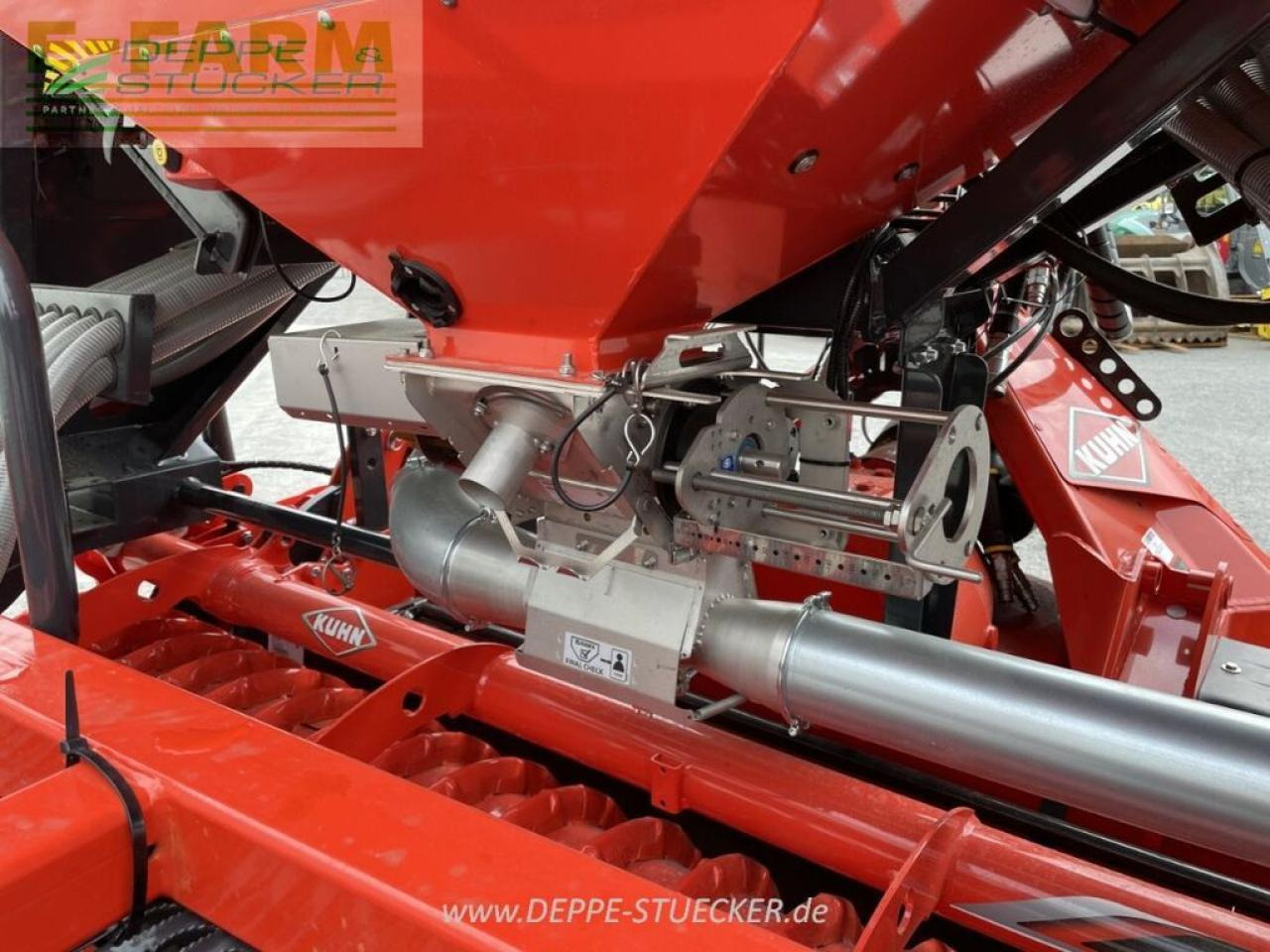 Secí stroj Kuhn hr3030 + venta3030: obrázek 8