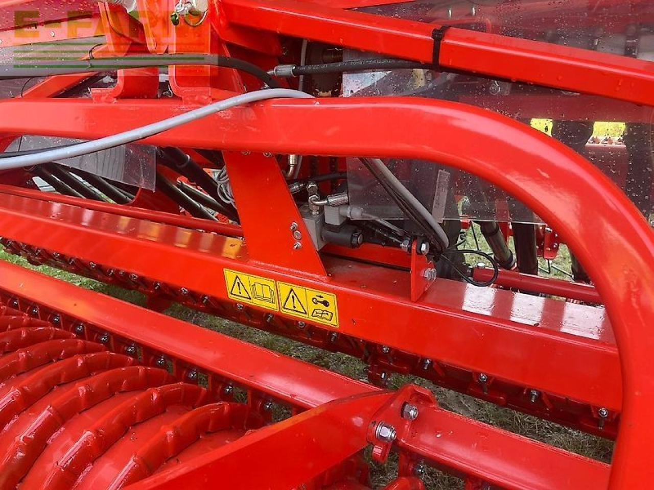 Kuhn integra 4003 - Secí stroj: obrázek 5 Kuhn integra 4003 - Secí stroj: obrázek 5
