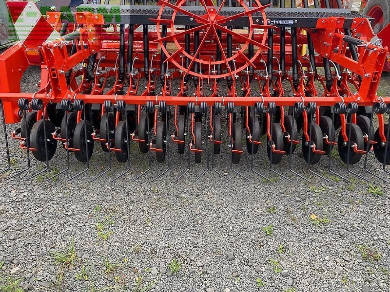 Kuhn kuhn kreiselegge hrb 303& drillmaschine sitera 330-20m - Secí stroj: obrázek 2 Kuhn kuhn kreiselegge hrb 303& drillmaschine sitera 330-20m - Secí stroj: obrázek 2