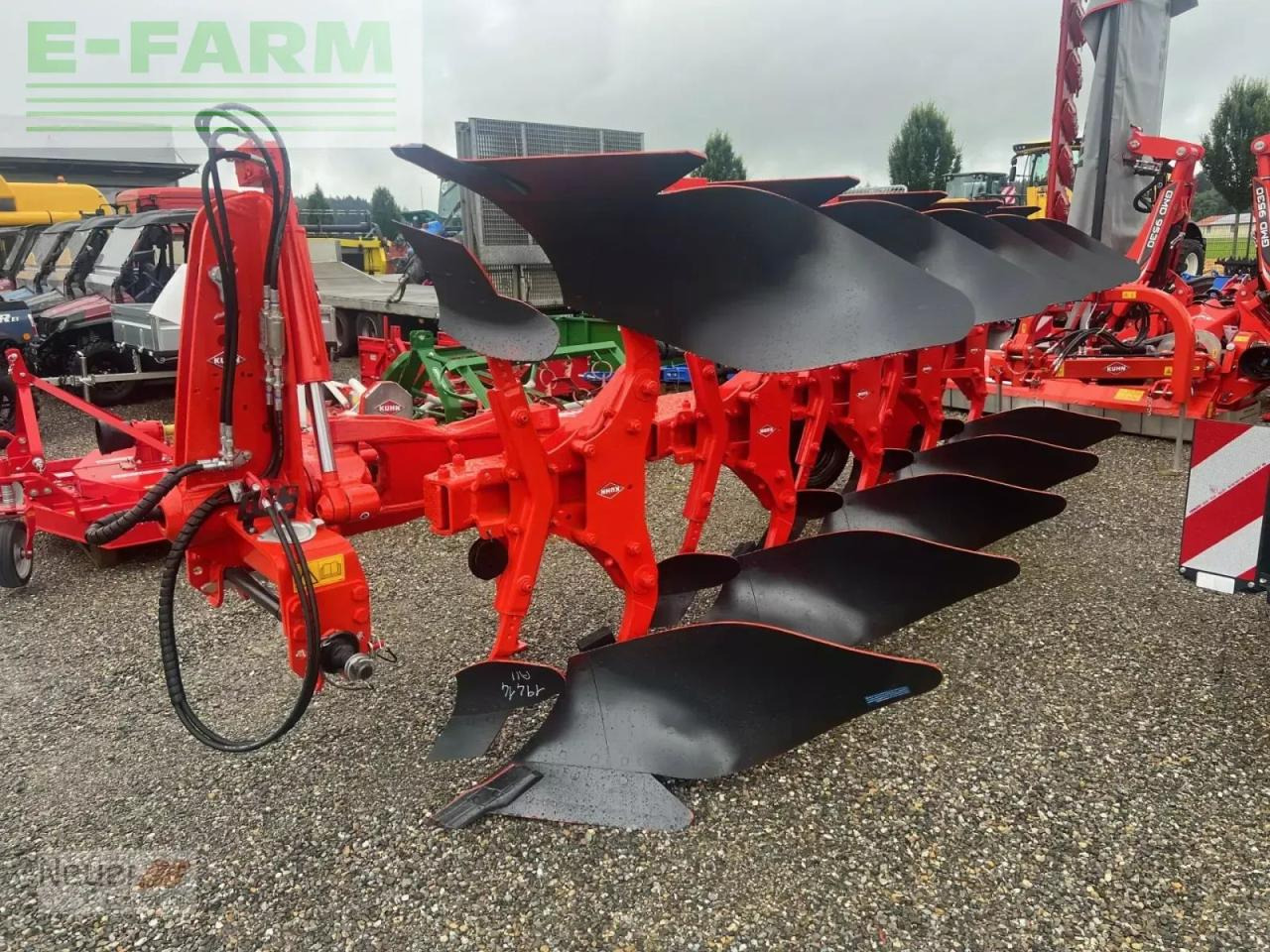 Kuhn multi master 123 5-schar - Pluh: obrázek 1 Kuhn multi master 123 5-schar - Pluh: obrázek 1