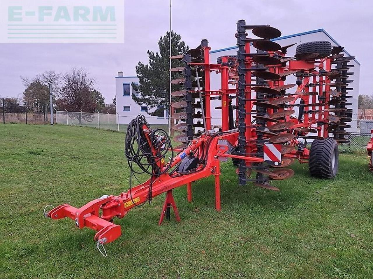 Kuhn performer 6000 - Secí kombinace: obrázek 1 Kuhn performer 6000 - Secí kombinace: obrázek 1