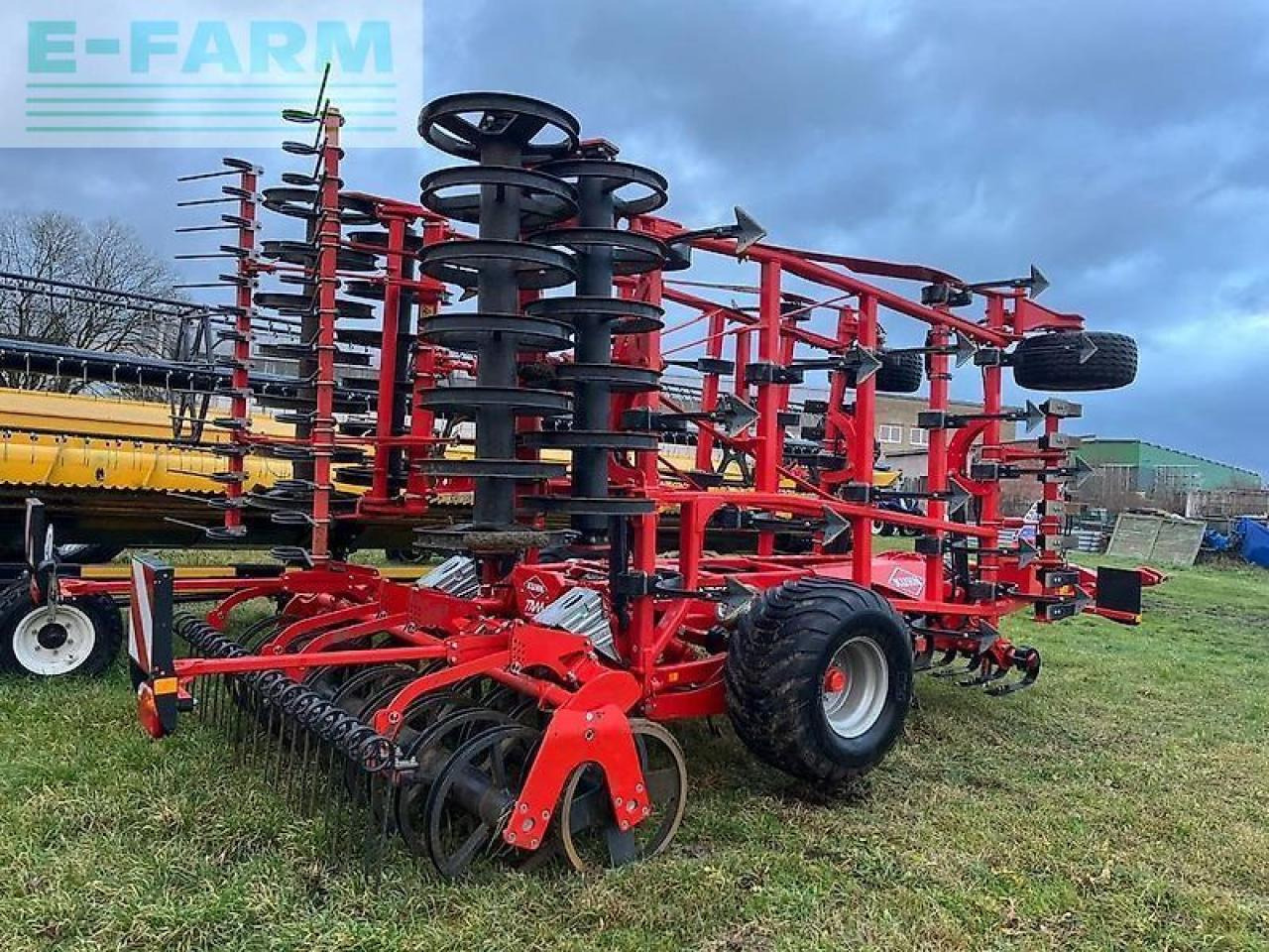 Kuhn prolander 6000 grubber saatbettbereitung federzinken - Kultivátor: obrázek 2 Kuhn prolander 6000 grubber saatbettbereitung federzinken - Kultivátor: obrázek 2