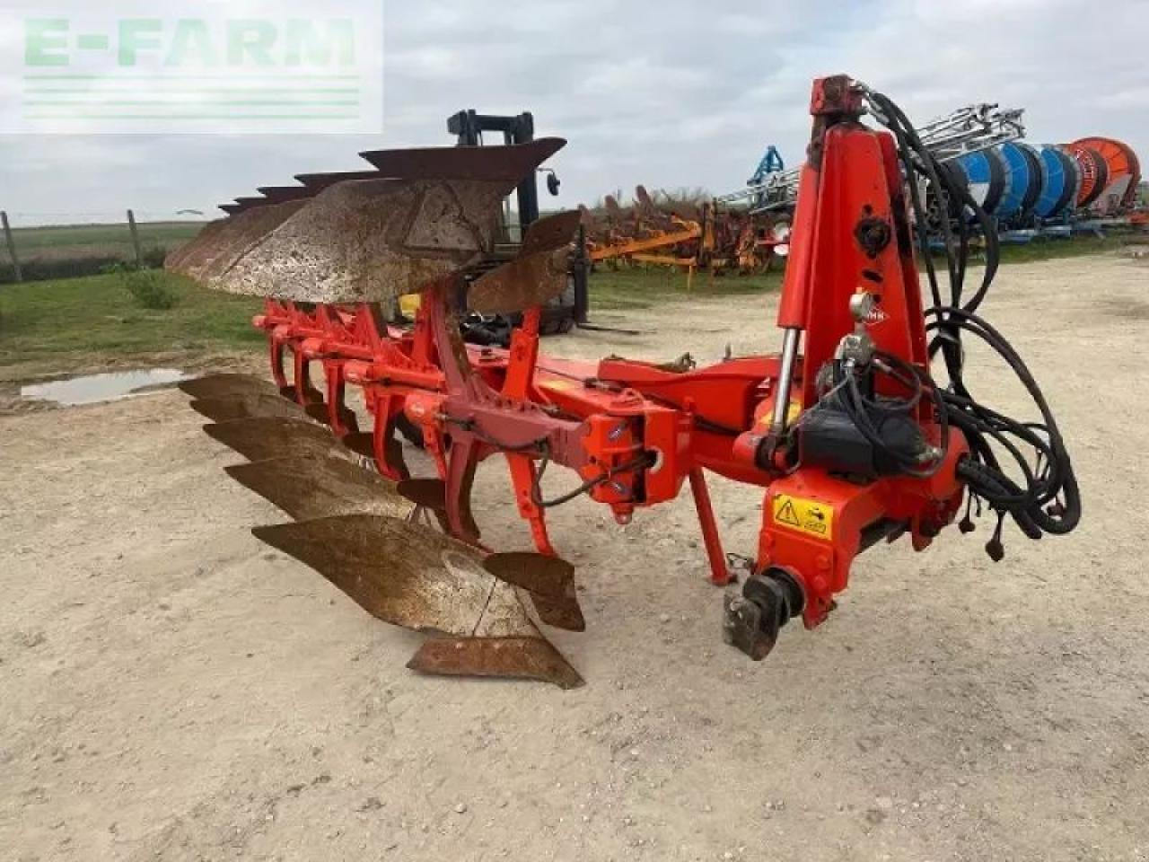 Kuhn vari-m 152 - Pluh: obrázek 1 Kuhn vari-m 152 - Pluh: obrázek 1