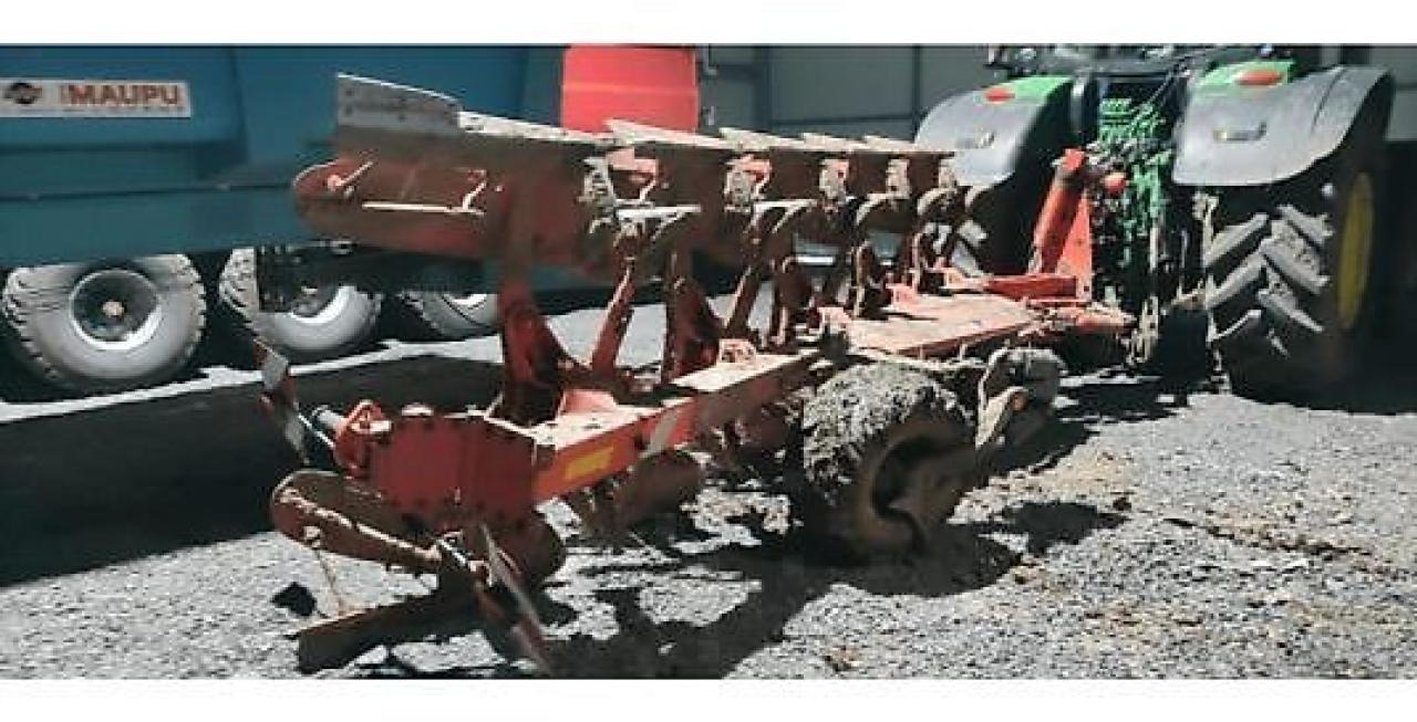 Kuhn varimaster 153 - Pluh: obrázek 1 Kuhn varimaster 153 - Pluh: obrázek 1