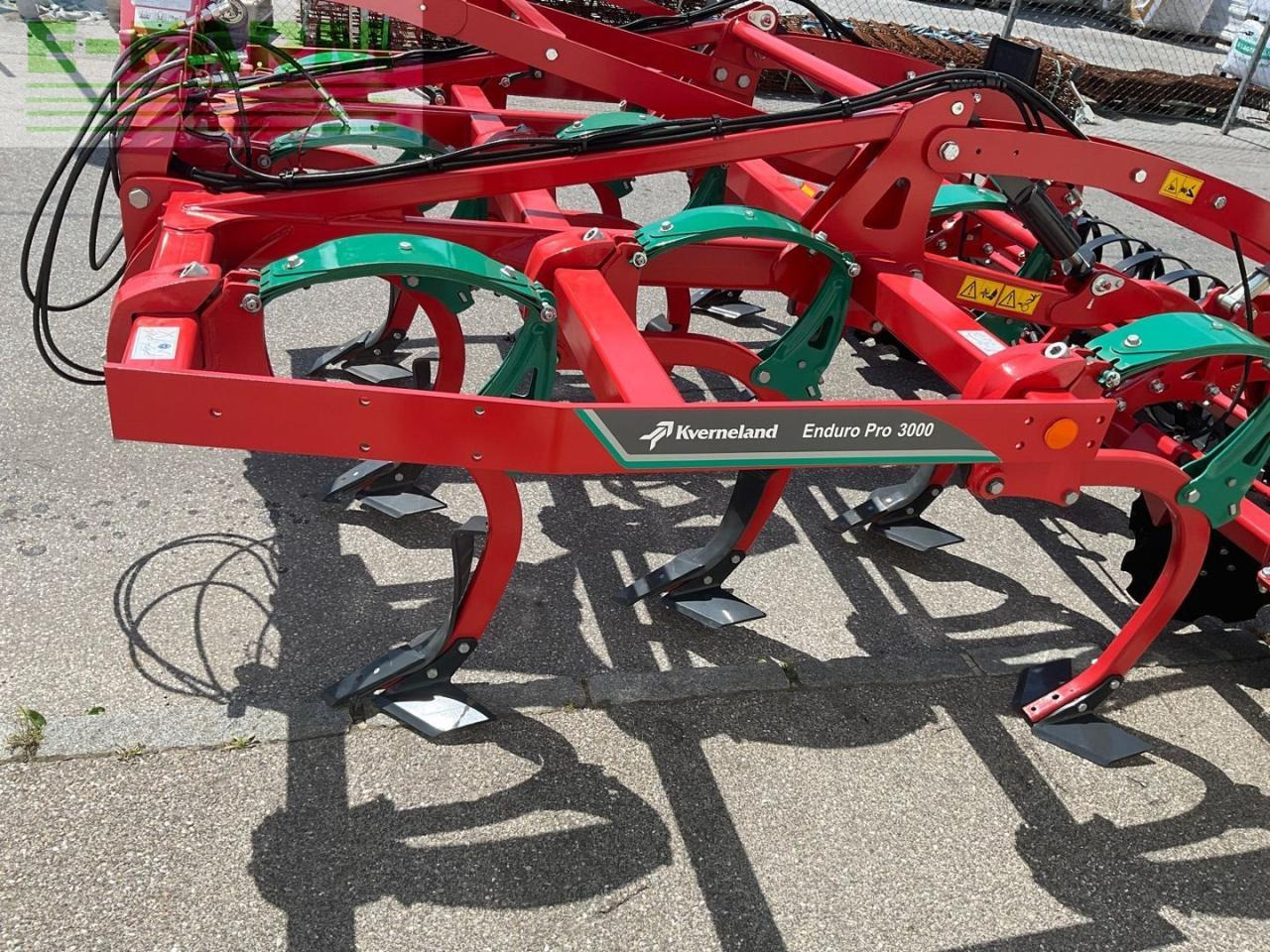 Kverneland Enduro Pro 3000 - Kultivátor: obrázek 5 Kverneland Enduro Pro 3000 - Kultivátor: obrázek 5