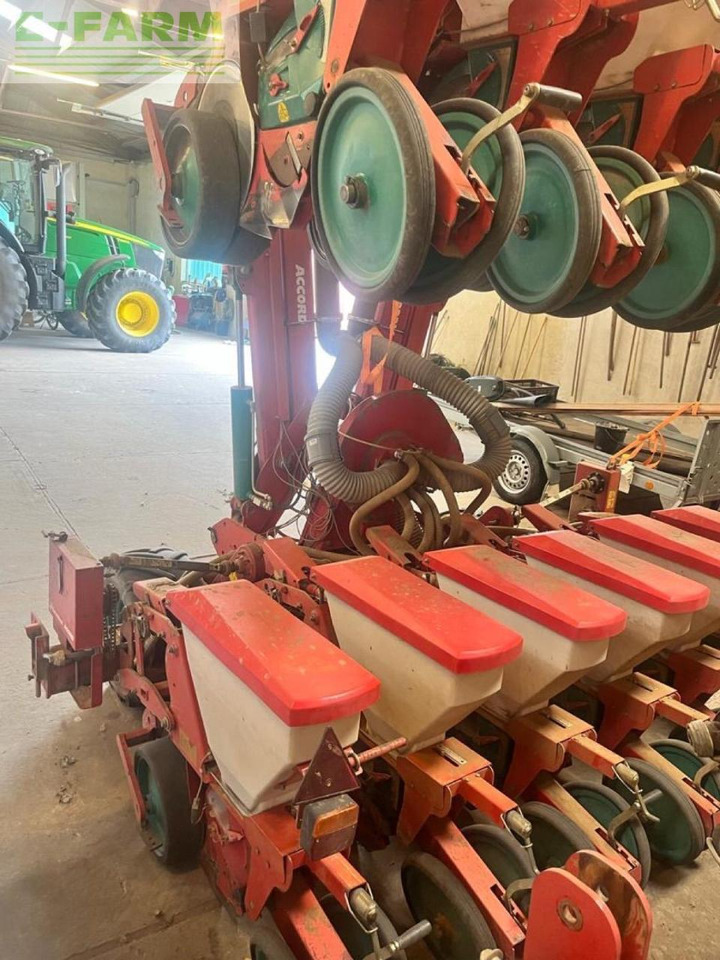 Kverneland Optima - Přesný secí stroj: obrázek 4 Kverneland Optima - Přesný secí stroj: obrázek 4