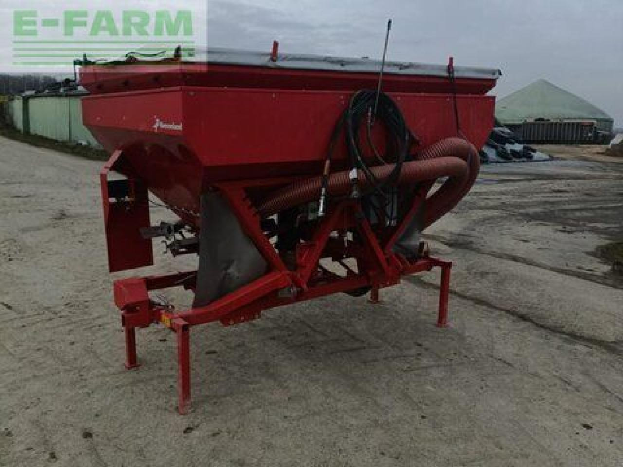 Kverneland df 1 fronttank - Secí stroj: obrázek 4 Kverneland df 1 fronttank - Secí stroj: obrázek 4