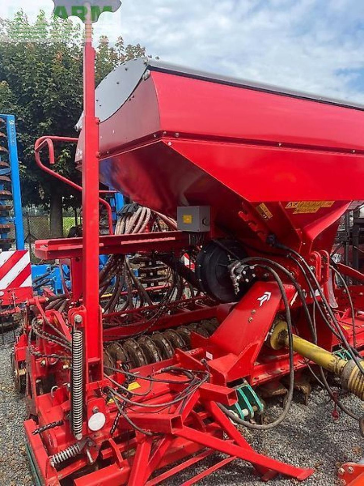 Kverneland e-drill maxi - Secí stroj: obrázek 1 Kverneland e-drill maxi - Secí stroj: obrázek 1