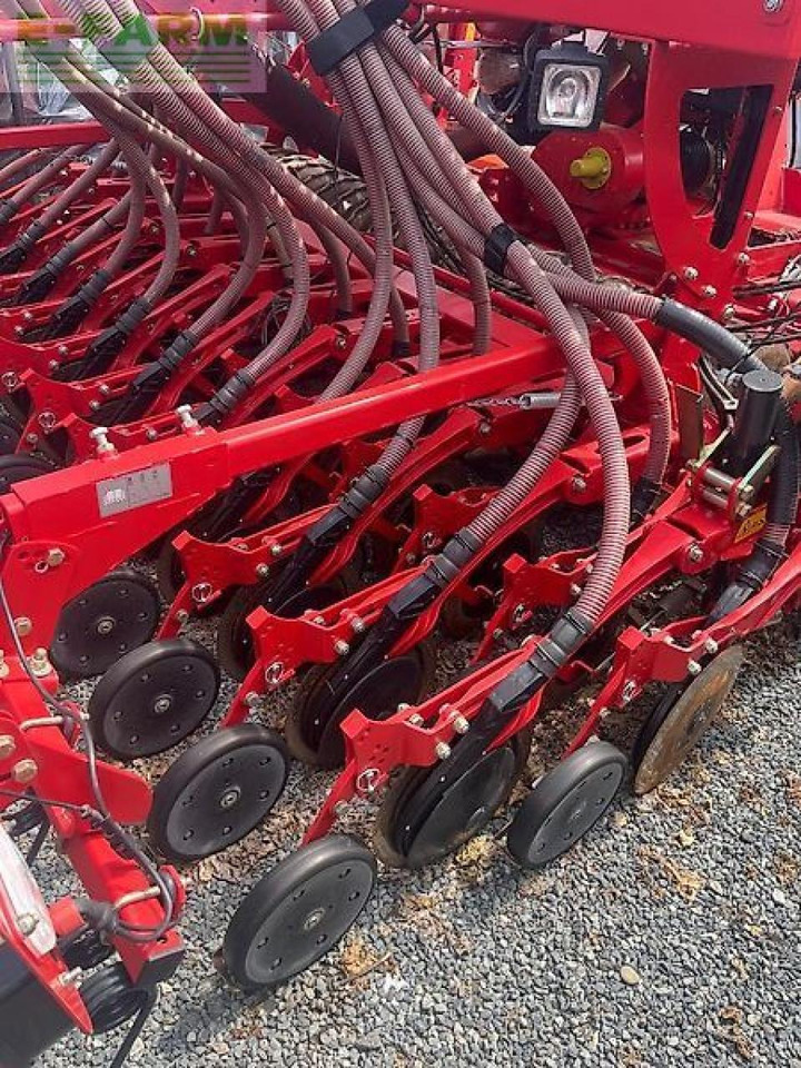 Kverneland e-drill maxi - Secí stroj: obrázek 4 Kverneland e-drill maxi - Secí stroj: obrázek 4