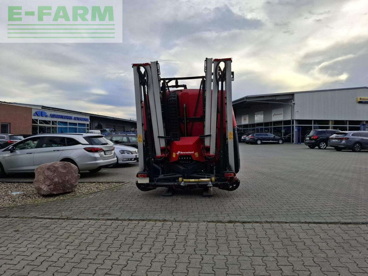 Kverneland ixter b18 - Tažený postřikovač: obrázek 3 Kverneland ixter b18 - Tažený postřikovač: obrázek 3