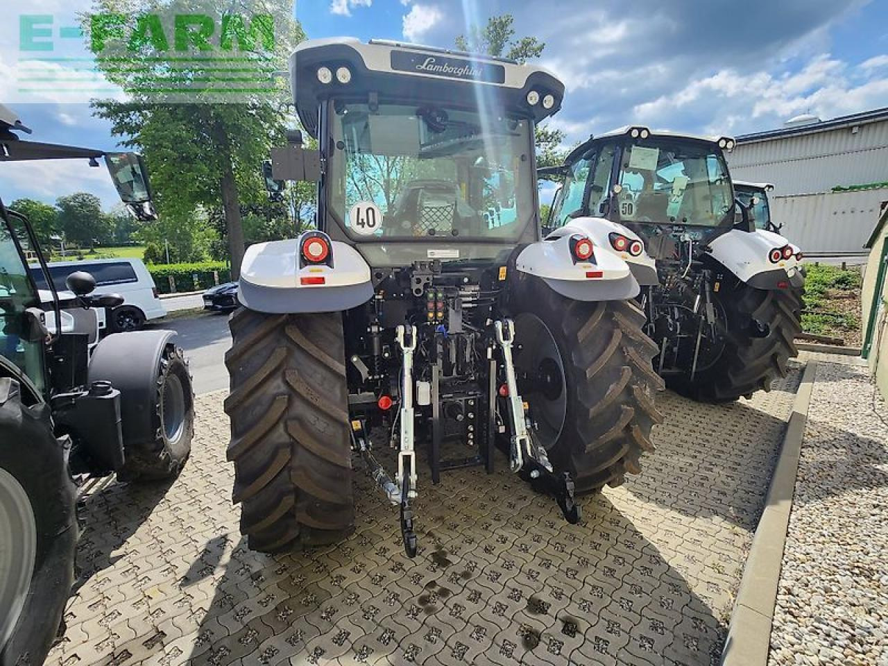 Lamborghini spark 125 - Traktor: obrázek 4 Lamborghini spark 125 - Traktor: obrázek 4