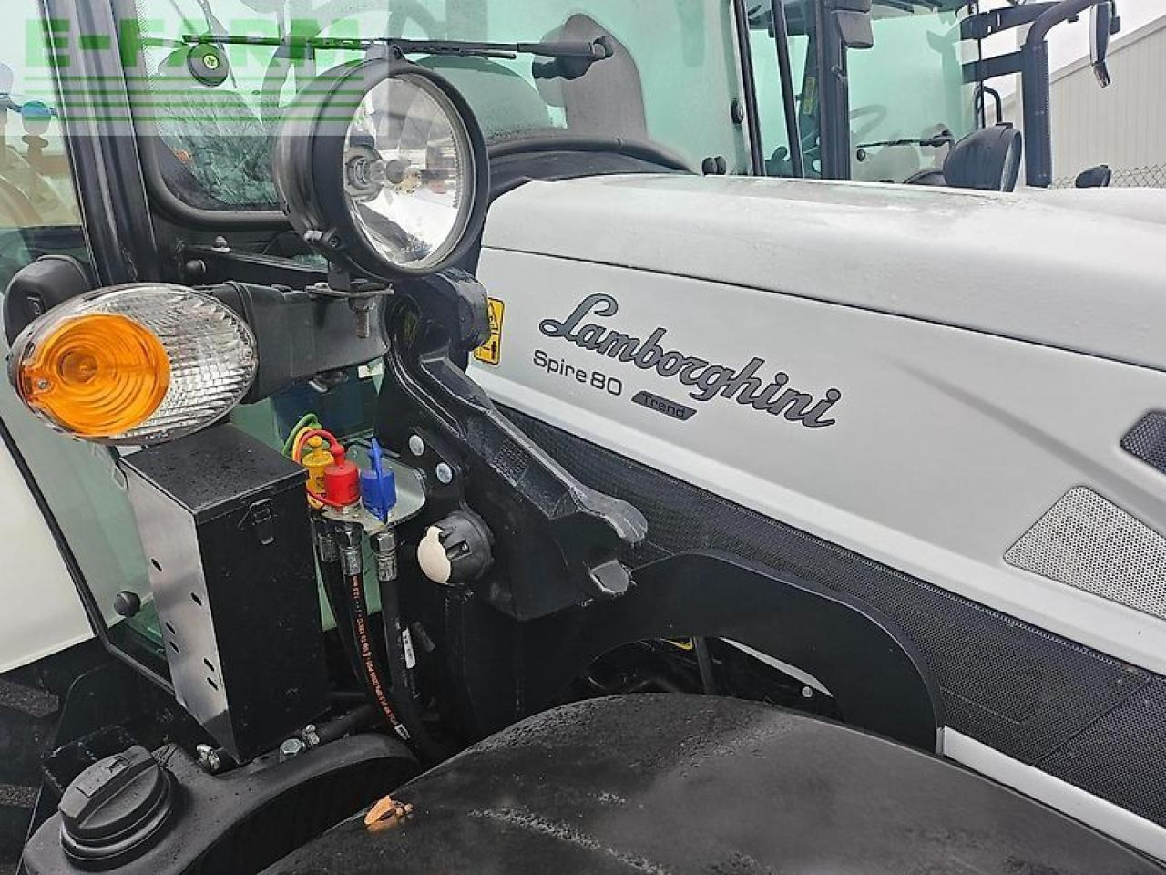 Lamborghini spire 80 trend - Traktor: obrázek 3 Lamborghini spire 80 trend - Traktor: obrázek 3