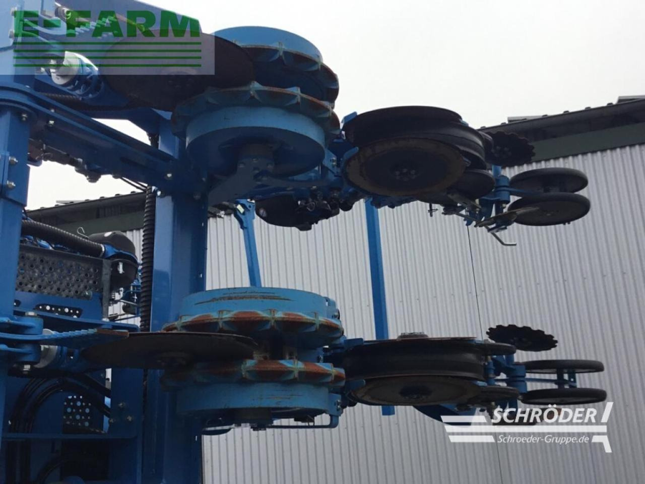 Lemken azurit 9 | demomaschine | nur 131 hektar - Přesný secí stroj: obrázek 5 Lemken azurit 9 | demomaschine | nur 131 hektar - Přesný secí stroj: obrázek 5