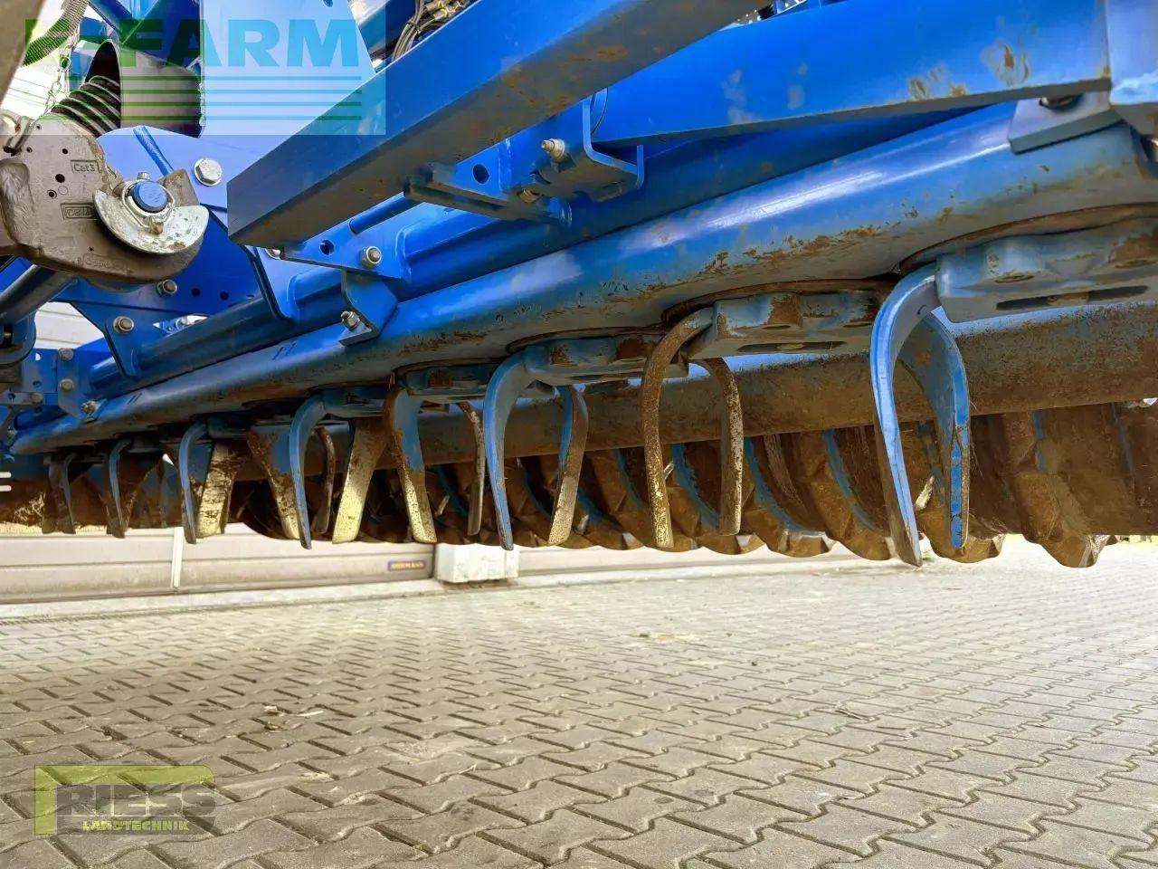 Lemken saphir 10 + zirkon 8/300 isobus - Secí stroj: obrázek 3 Lemken saphir 10 + zirkon 8/300 isobus - Secí stroj: obrázek 3