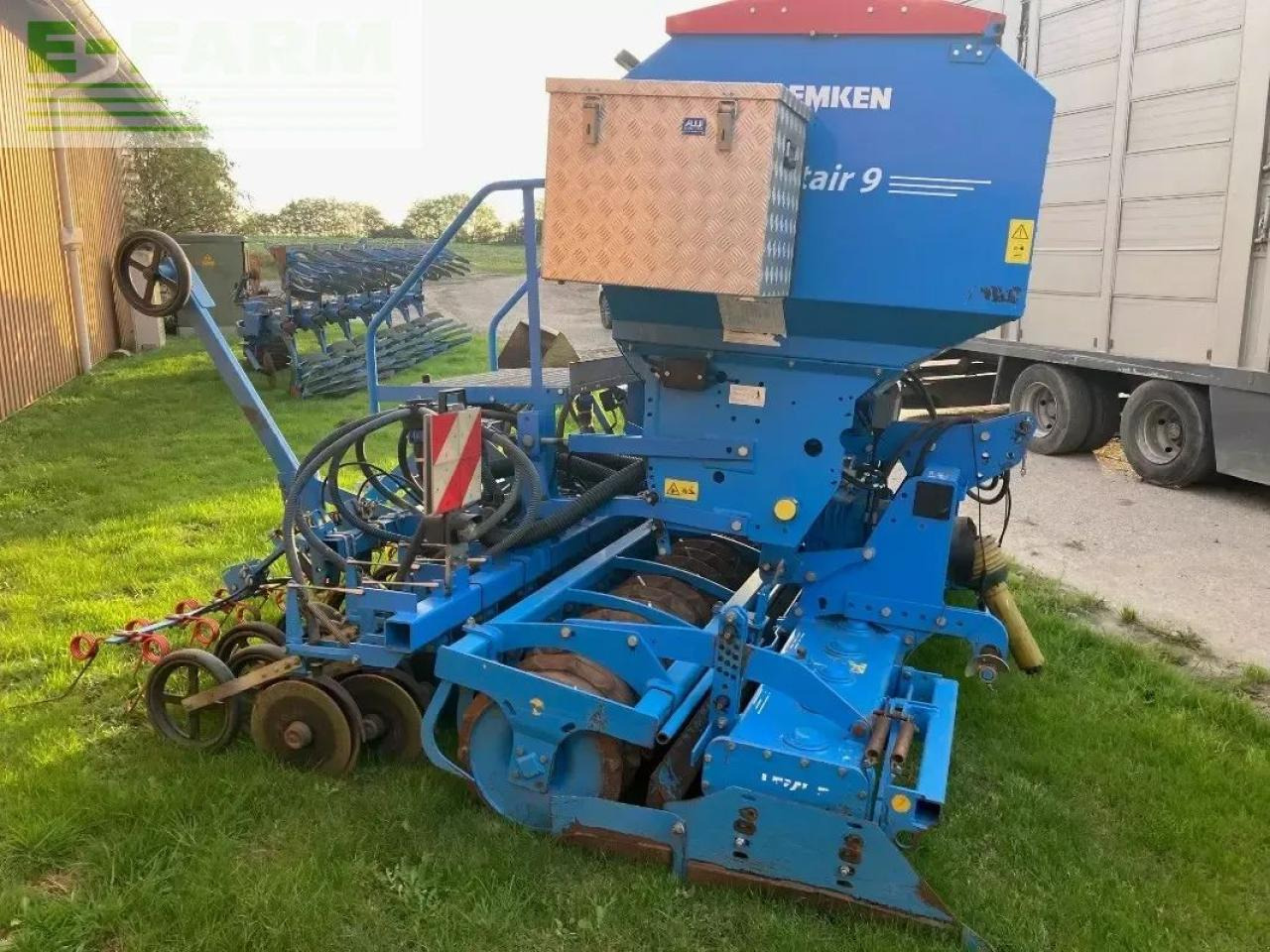 Lemken zirkon 12/300 solitair 9/300 - Secí kombinace: obrázek 4 Lemken zirkon 12/300 solitair 9/300 - Secí kombinace: obrázek 4