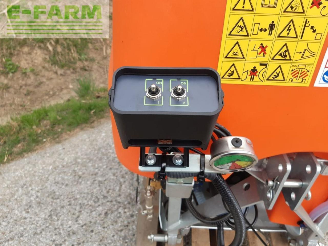 Lochmann aps kompakt 4/60 qz und 3/60q - Tažený postřikovač: obrázek 5 Lochmann aps kompakt 4/60 qz und 3/60q - Tažený postřikovač: obrázek 5