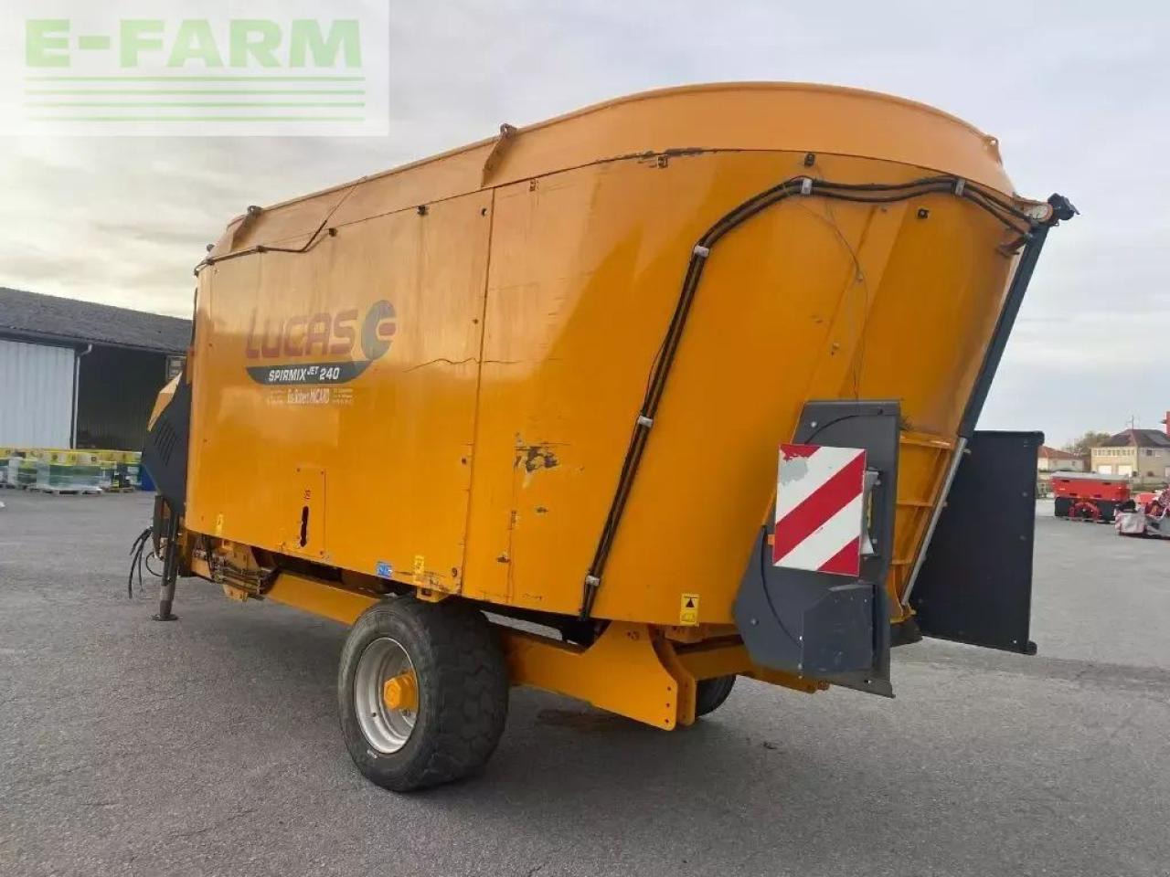 Lucas spirmixjet 240 - Zařízení pro chov skotu: obrázek 3 Lucas spirmixjet 240 - Zařízení pro chov skotu: obrázek 3