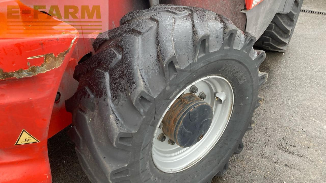 Teleskopický manipulátor Manitou MHT860L: obrázek 11