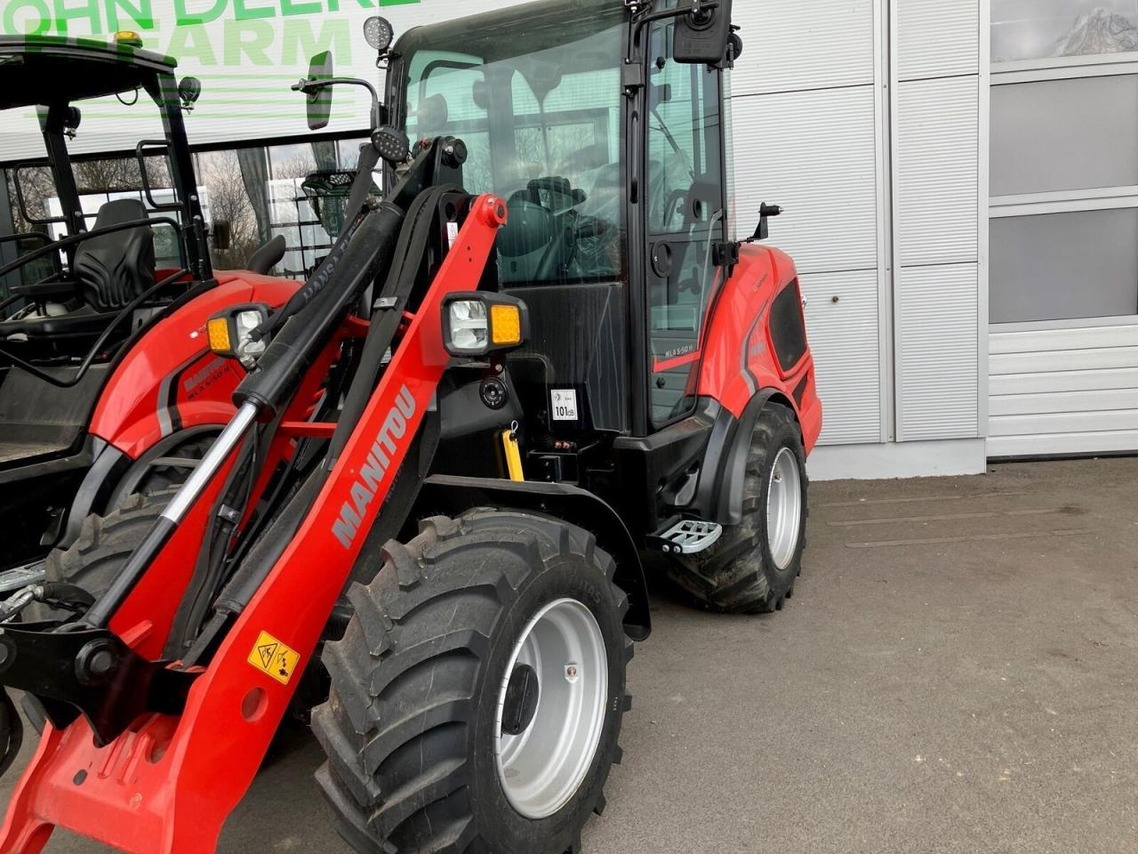 Manitou manitou mla 5-50 - Mini rýpadlo: obrázek 1 Manitou manitou mla 5-50 - Mini rýpadlo: obrázek 1