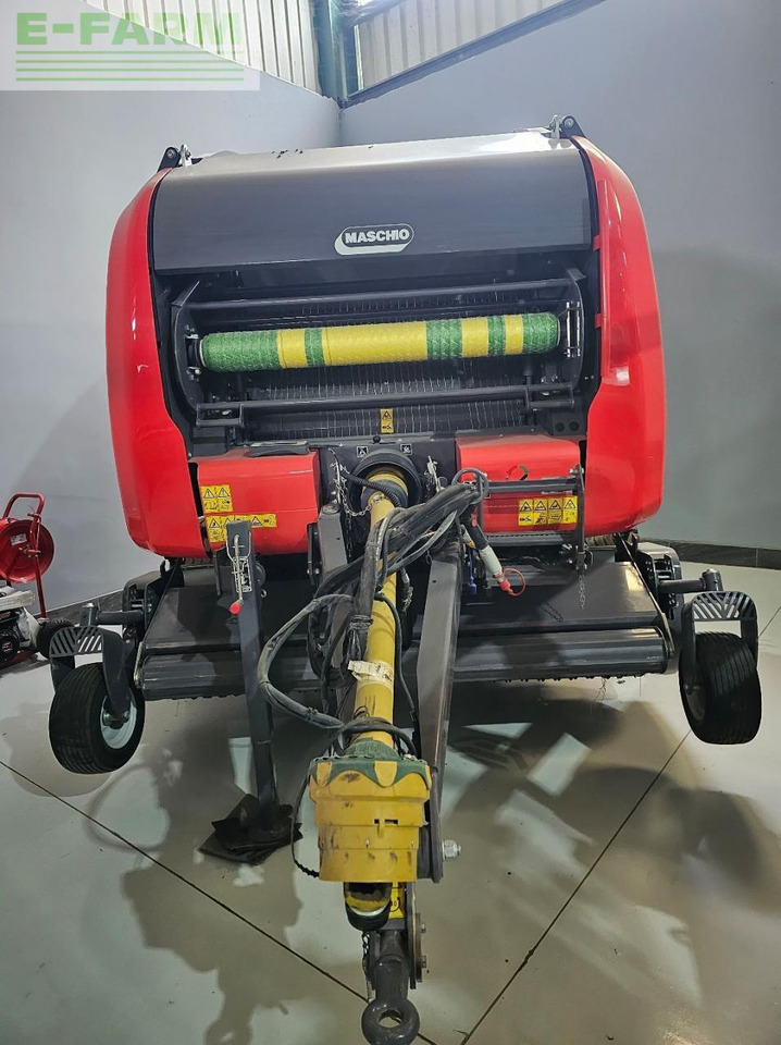 Maschio EXTREME 266 HTC - Lis na hranaté balíky: obrázek 2 Maschio EXTREME 266 HTC - Lis na hranaté balíky: obrázek 2