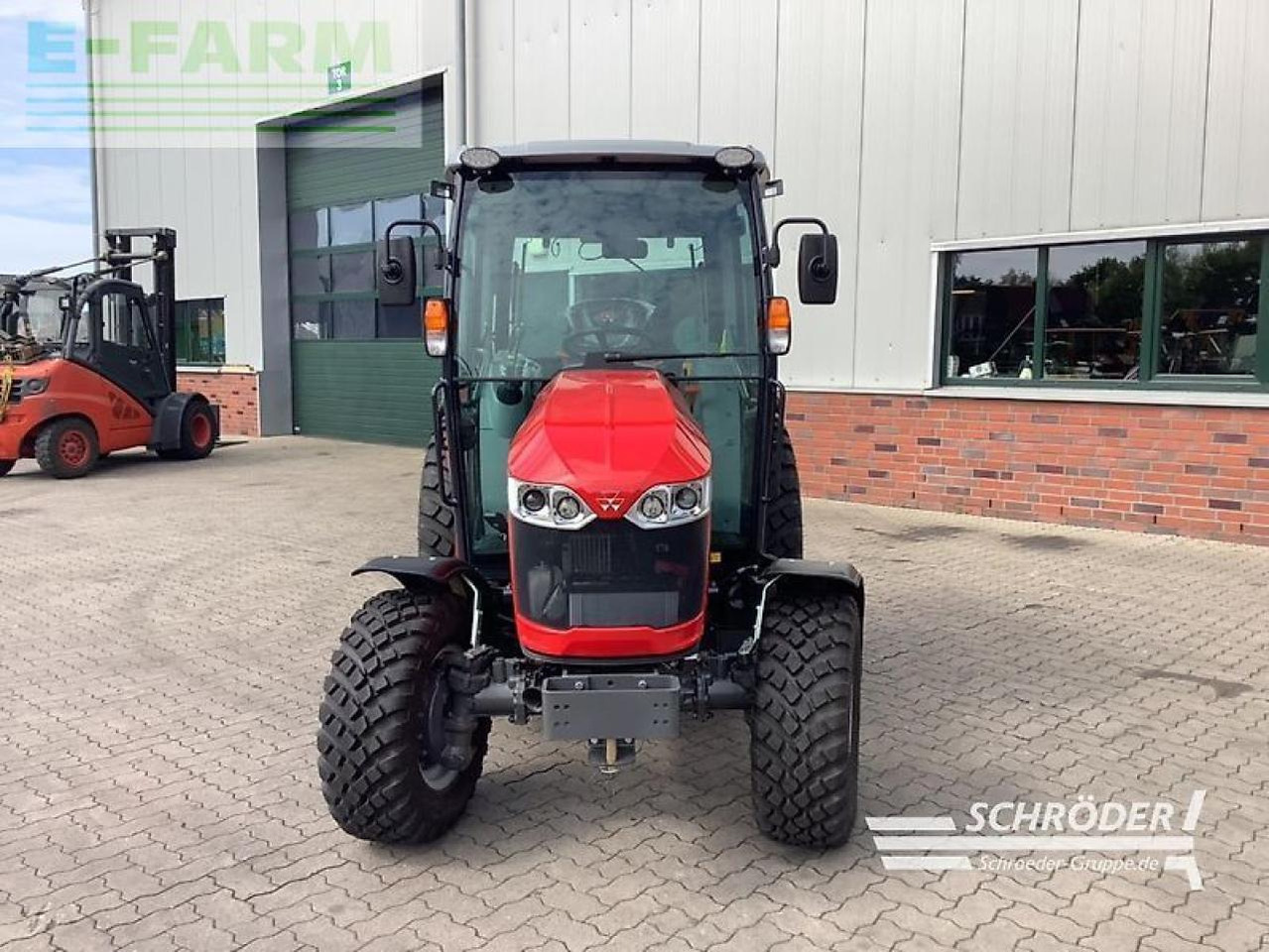 Massey Ferguson 1750 m hc - Traktor: obrázek 2 Massey Ferguson 1750 m hc - Traktor: obrázek 2