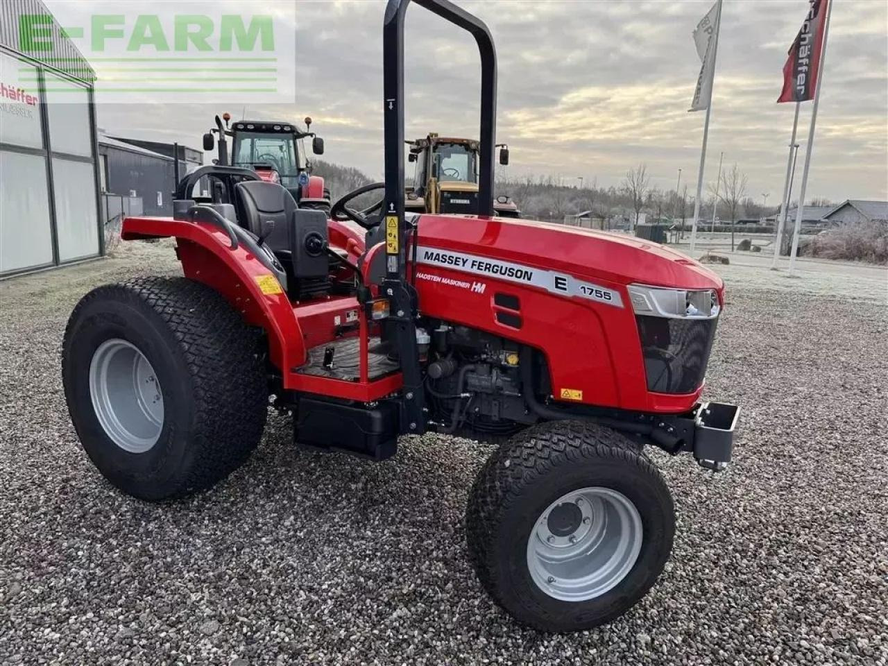 Massey Ferguson 1755 e - Traktor: obrázek 4 Massey Ferguson 1755 e - Traktor: obrázek 4