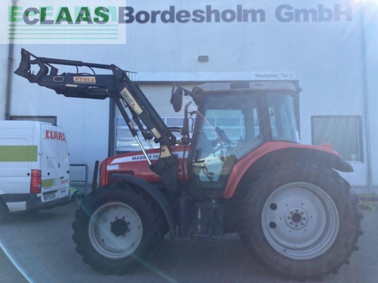 Massey Ferguson 5445 - Traktor: obrázek 2 Massey Ferguson 5445 - Traktor: obrázek 2