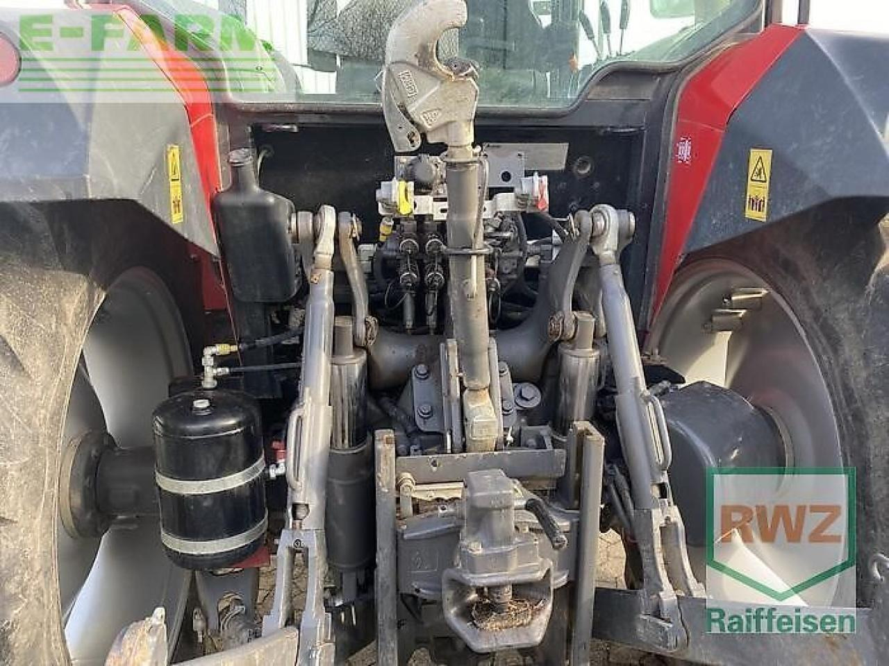 Massey Ferguson 6712 - Traktor: obrázek 4 Massey Ferguson 6712 - Traktor: obrázek 4