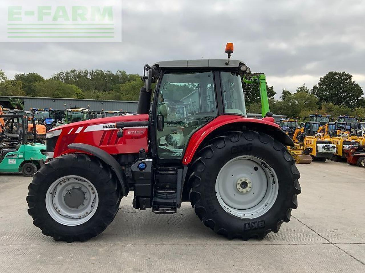 Massey Ferguson 6716s dyna 6 tractor (st24184) - Traktor: obrázek 5 Massey Ferguson 6716s dyna 6 tractor (st24184) - Traktor: obrázek 5