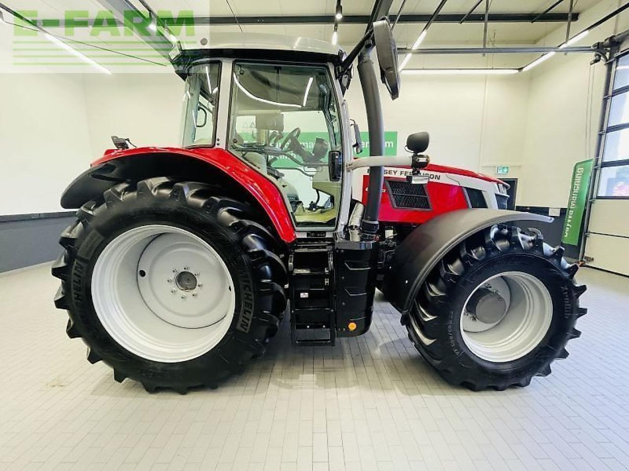 Massey Ferguson 6s.180 dyna-vt exclusive Exclusive - Traktor: obrázek 4 Massey Ferguson 6s.180 dyna-vt exclusive Exclusive - Traktor: obrázek 4