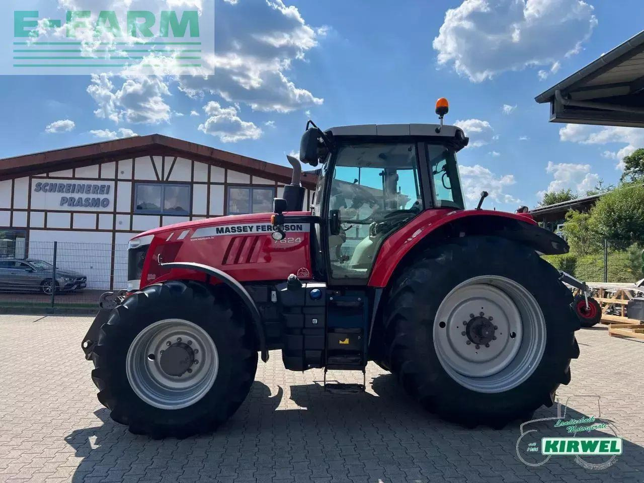 Massey Ferguson 7624 dynavt - Traktor: obrázek 4 Massey Ferguson 7624 dynavt - Traktor: obrázek 4