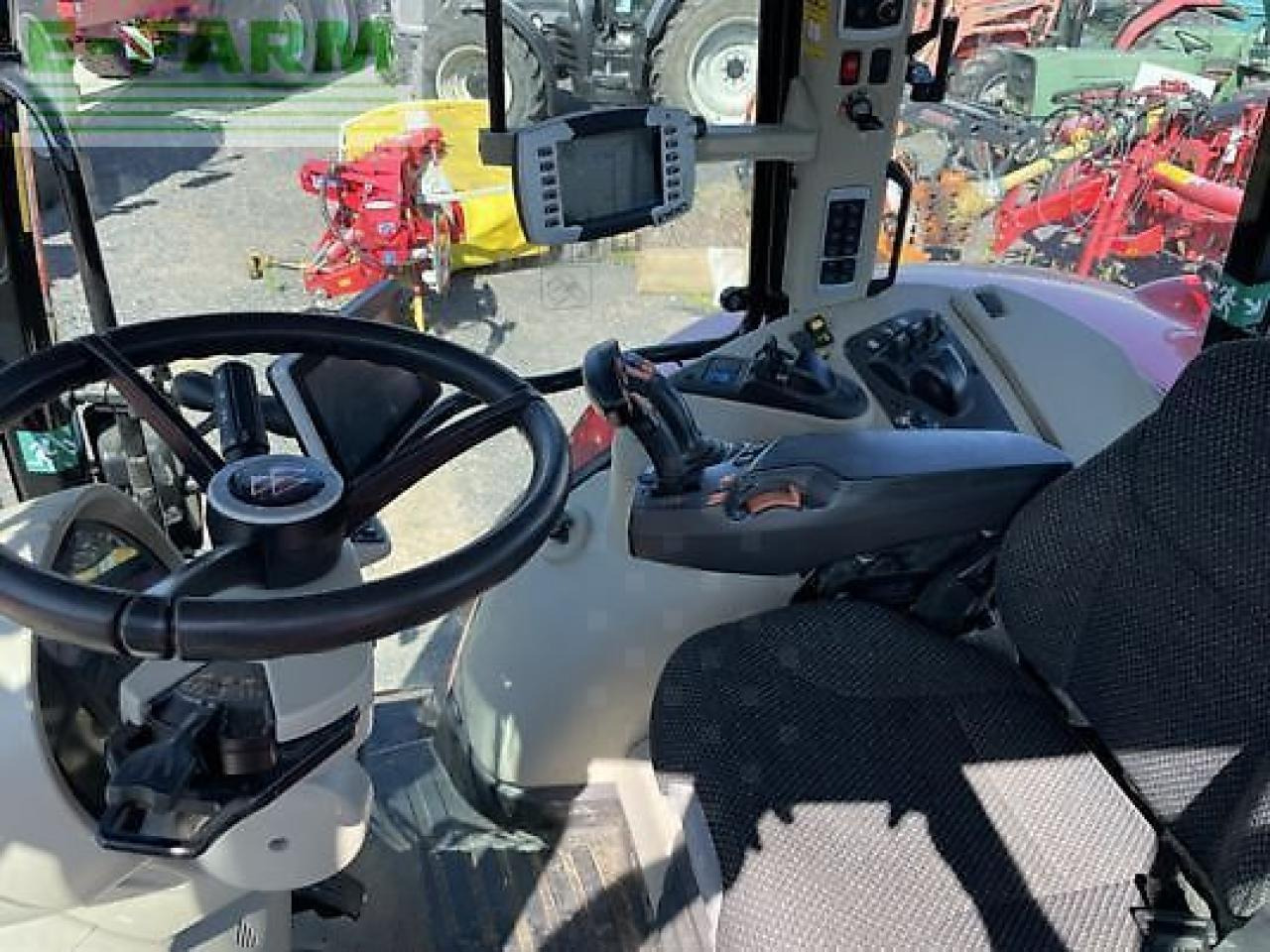 Massey Ferguson 7720s - Traktor: obrázek 5 Massey Ferguson 7720s - Traktor: obrázek 5