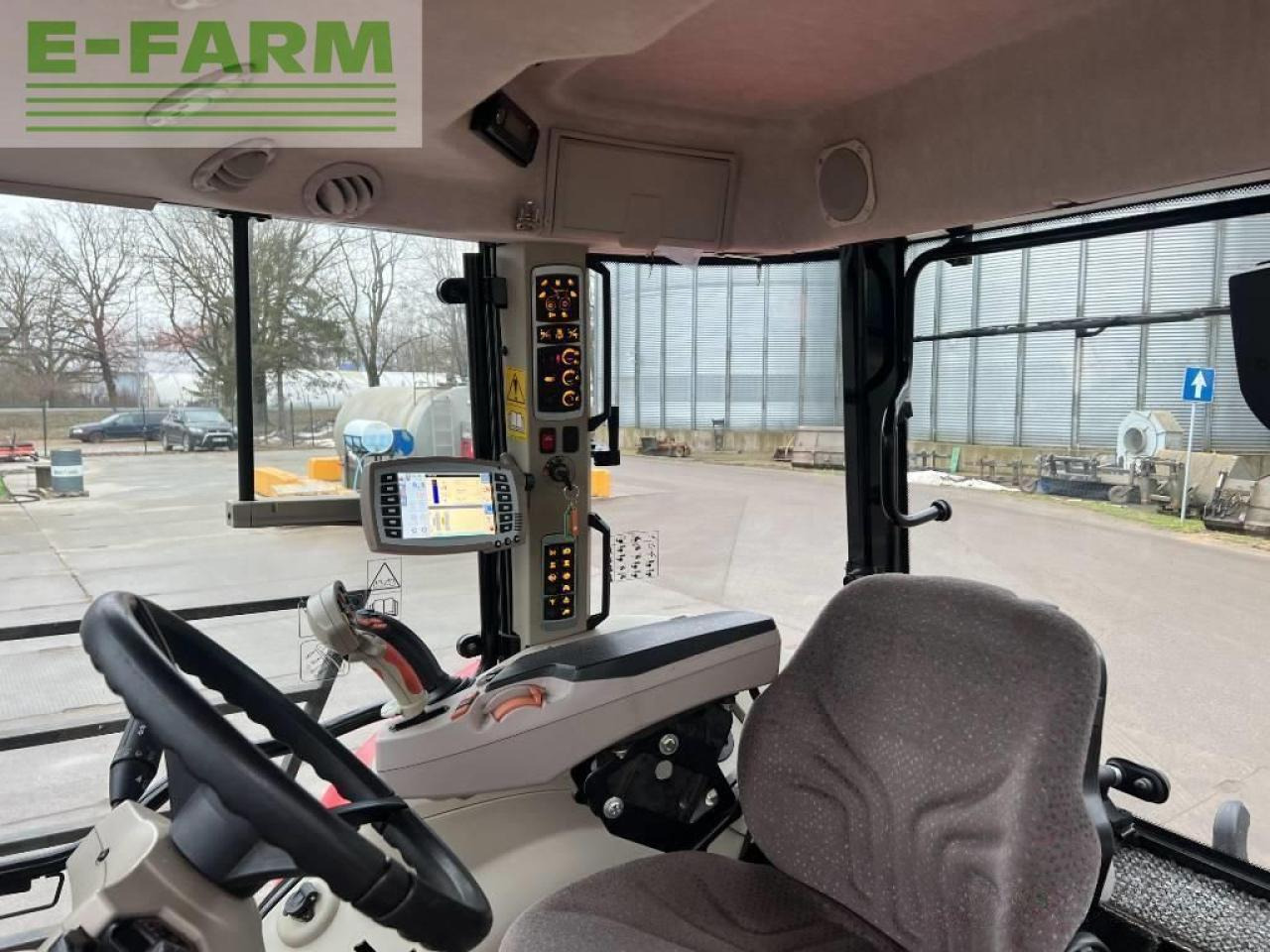 Traktor Massey Ferguson 7726: obrázek 8