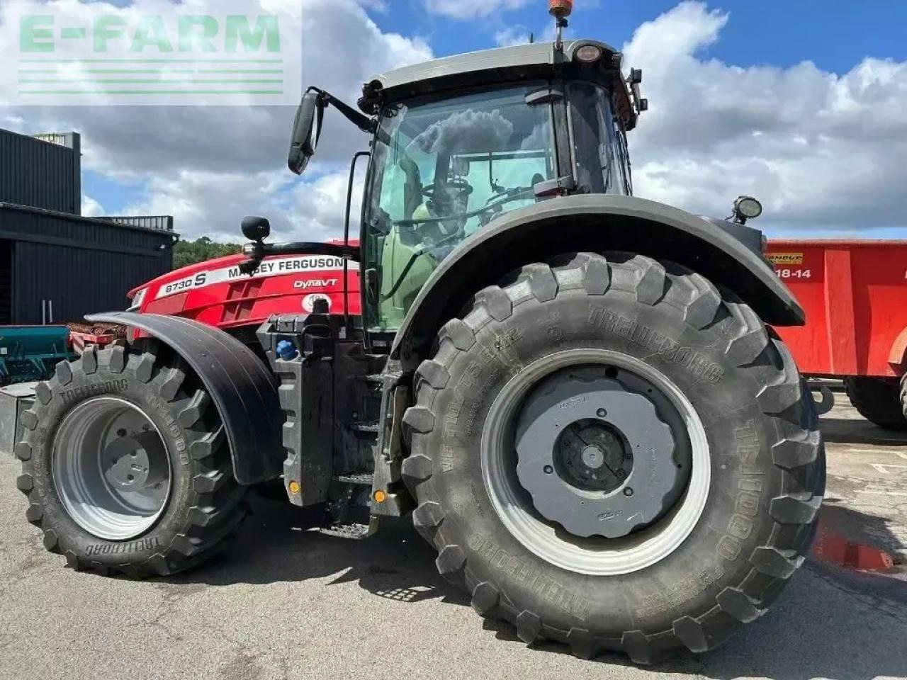 Massey Ferguson 8730s exclusive - Traktor: obrázek 4 Massey Ferguson 8730s exclusive - Traktor: obrázek 4