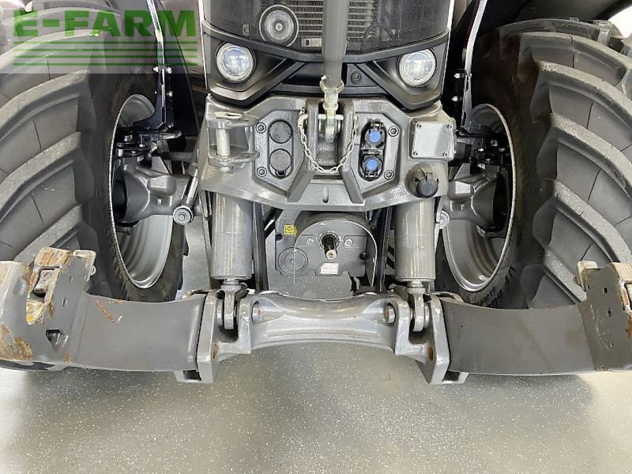 Massey Ferguson 8s.225 dyna e-power - Traktor: obrázek 5 Massey Ferguson 8s.225 dyna e-power - Traktor: obrázek 5