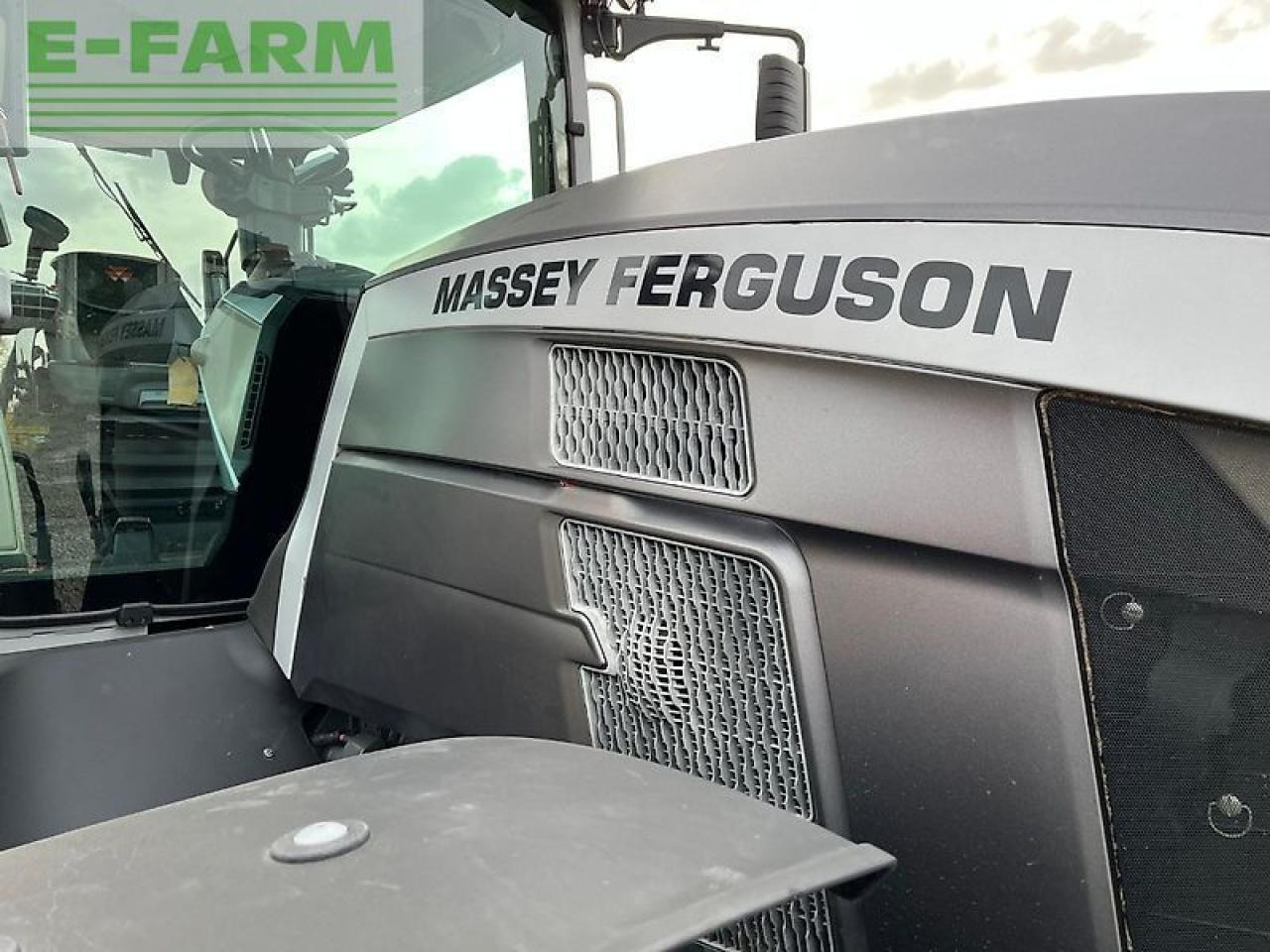 Massey Ferguson 8s.265 - Traktor: obrázek 5 Massey Ferguson 8s.265 - Traktor: obrázek 5