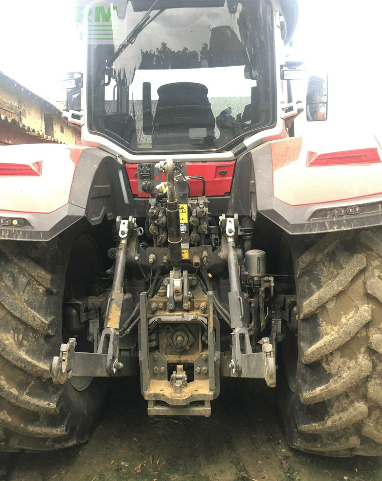 Massey Ferguson 8s205 - Traktor: obrázek 3 Massey Ferguson 8s205 - Traktor: obrázek 3