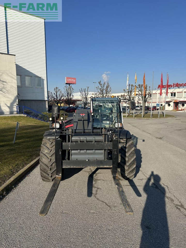 Massey Ferguson massey ferguson th.8043 s5 exclusive - Traktor: obrázek 2 Massey Ferguson massey ferguson th.8043 s5 exclusive - Traktor: obrázek 2